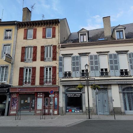 Appartement Centre-Ville Pour Sejour Et Cure Bagnères-de-Bigorre Exterior foto