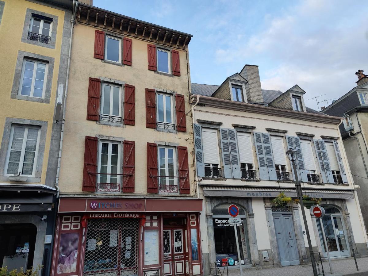 Appartement Centre-Ville Pour Sejour Et Cure Bagnères-de-Bigorre Exterior foto